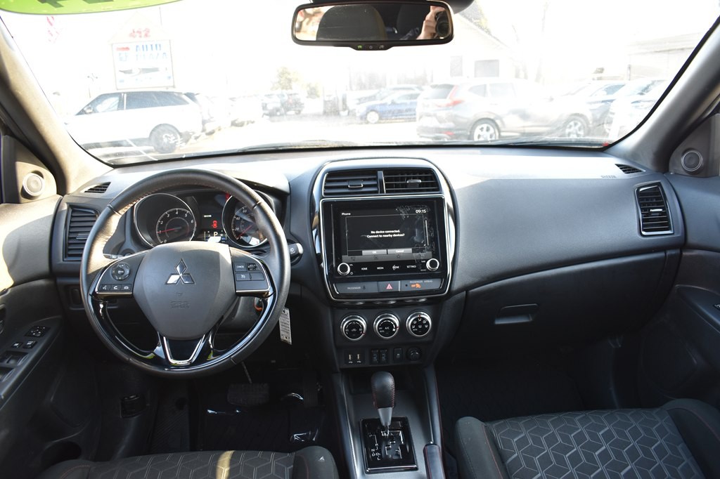 2024 Mitsubishi Outlander Image 20