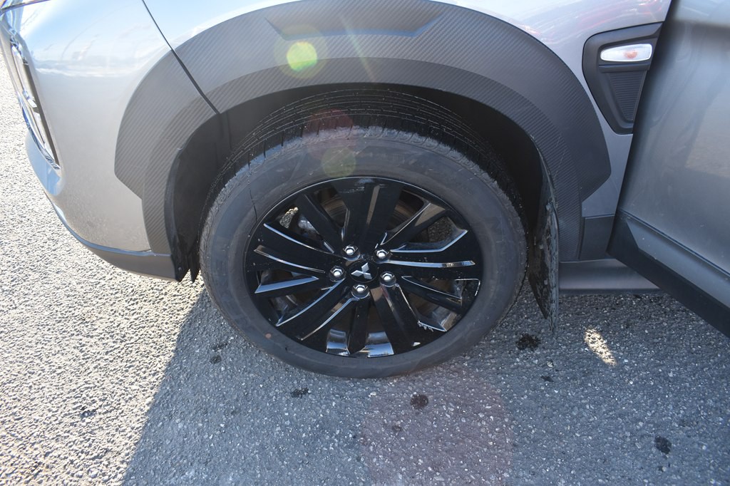 2024 Mitsubishi Outlander Image 23