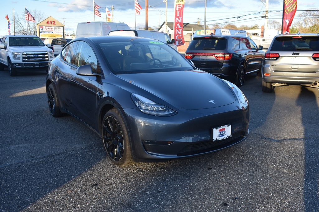 2021 Tesla Model Y Image 1