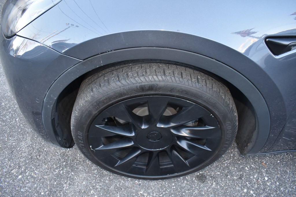 2021 Tesla Model Y Image 13