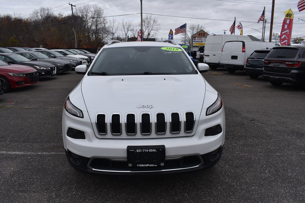 2018 Jeep Cherokee Image 2