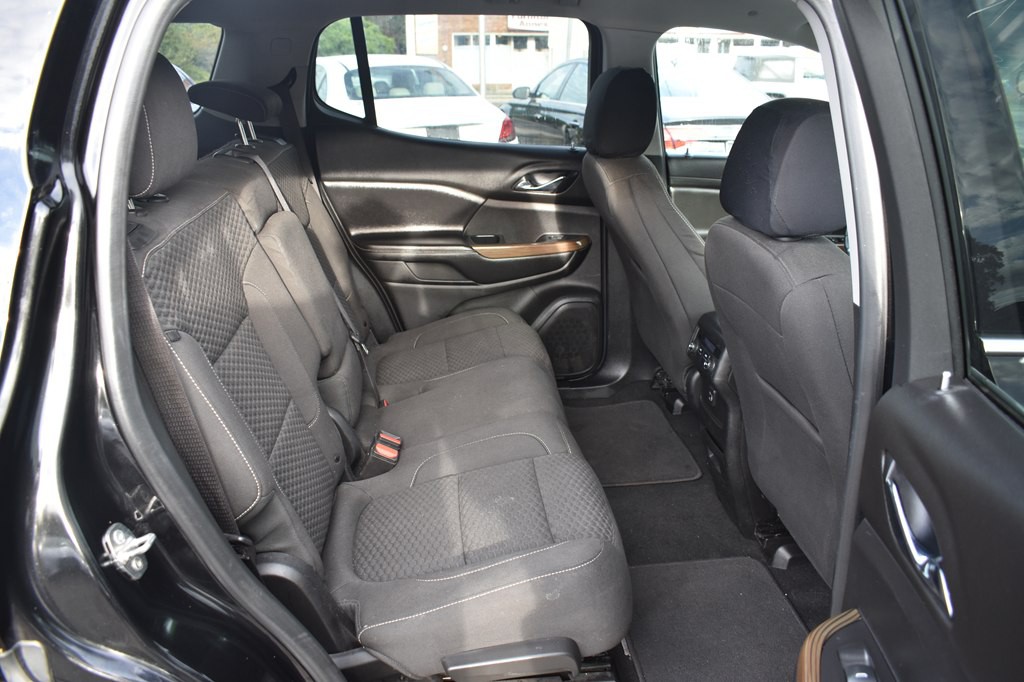 2019 GMC Acadia Image 18