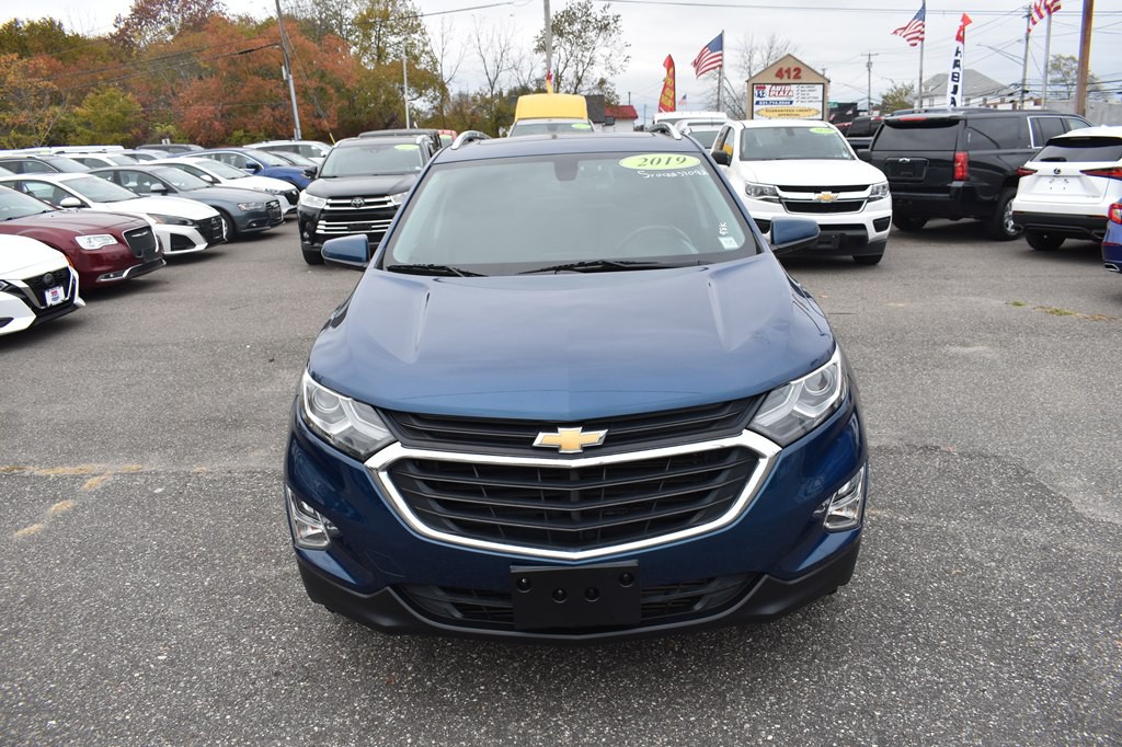 2019 Chevrolet Equinox Image 2