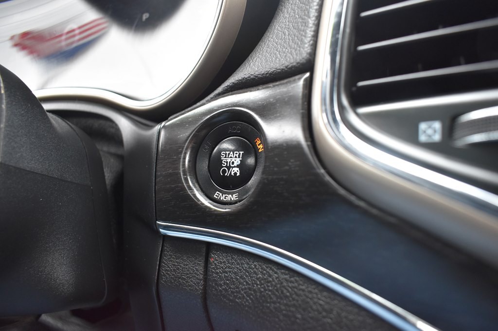 2015 Jeep Grand Cherokee Image 12