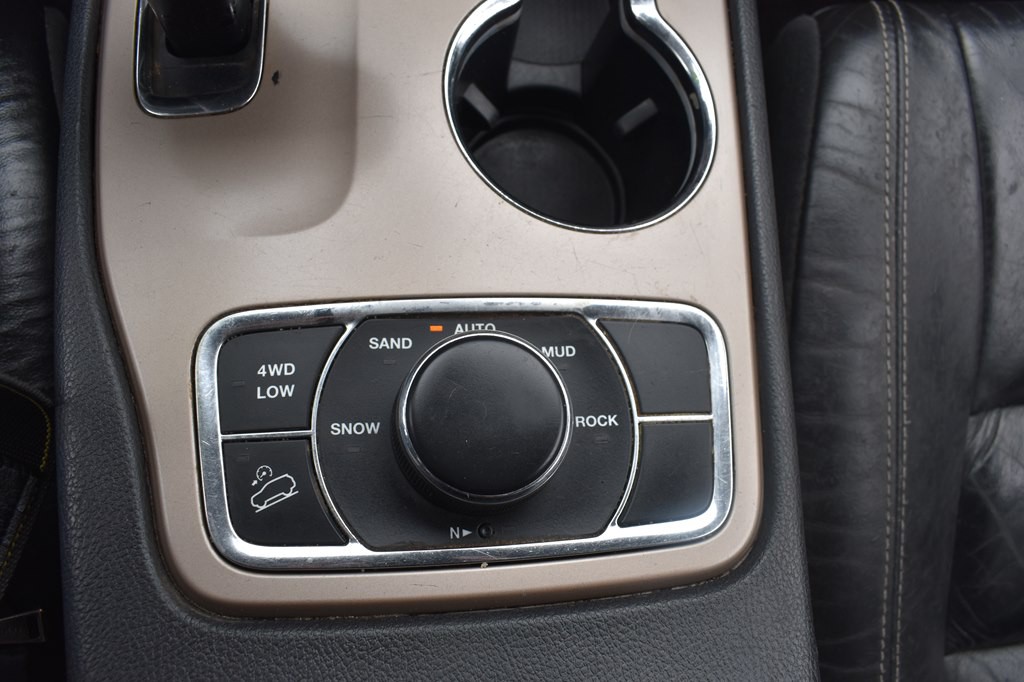 2015 Jeep Grand Cherokee Image 13