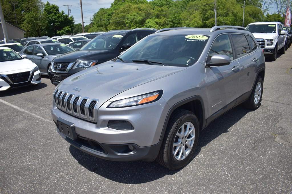 2017 Jeep Cherokee Image 4