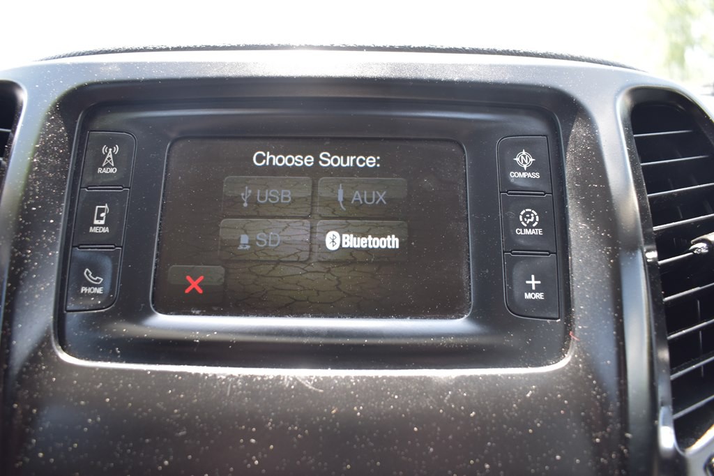 2017 Jeep Cherokee Image 11