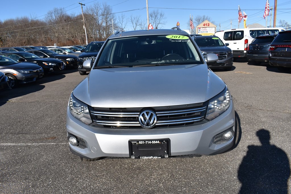 2017 Volkswagen Tiguan Image 2