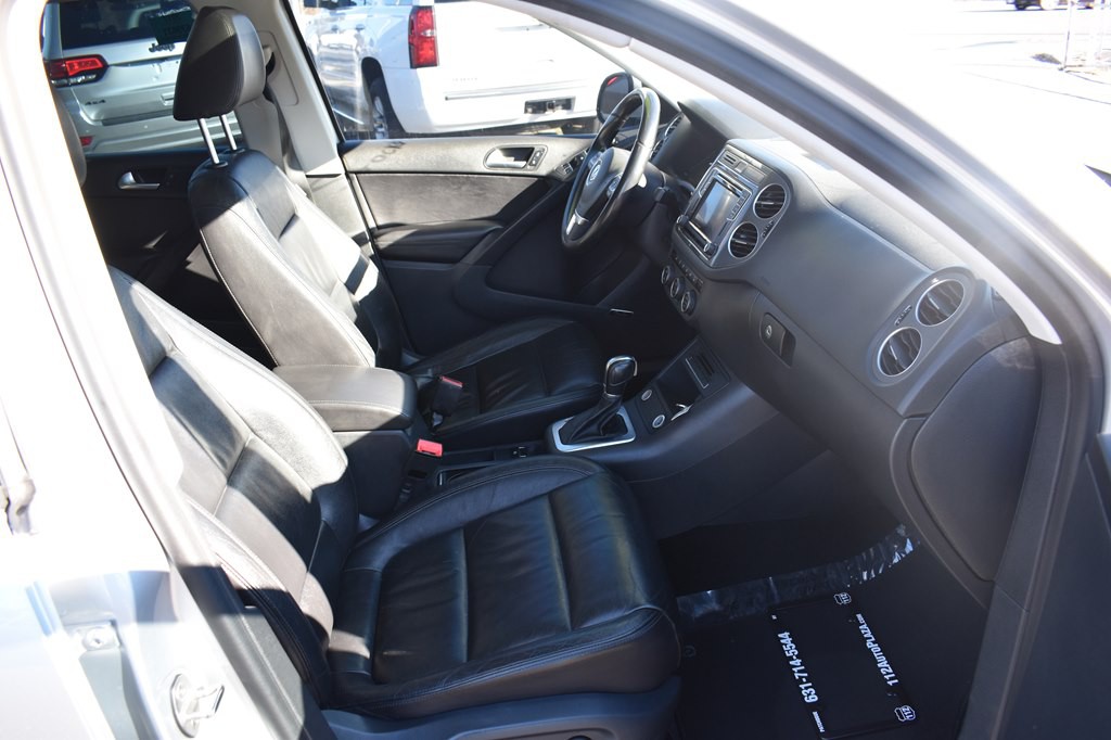 2017 Volkswagen Tiguan Image 16
