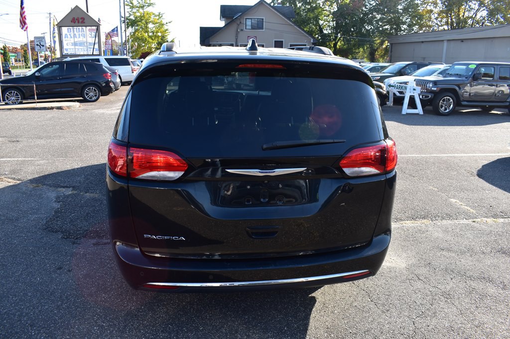 2019 Chrysler Pacifica Image 7