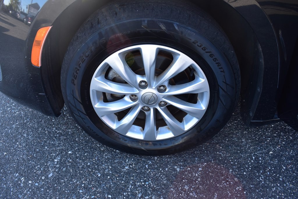 2019 Chrysler Pacifica Image 26