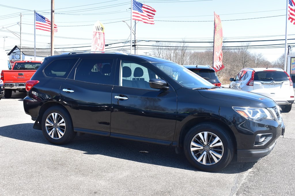 2020 Nissan Pathfinder Image 9