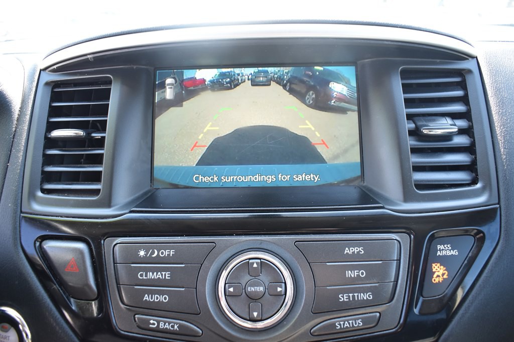 2020 Nissan Pathfinder Image 17