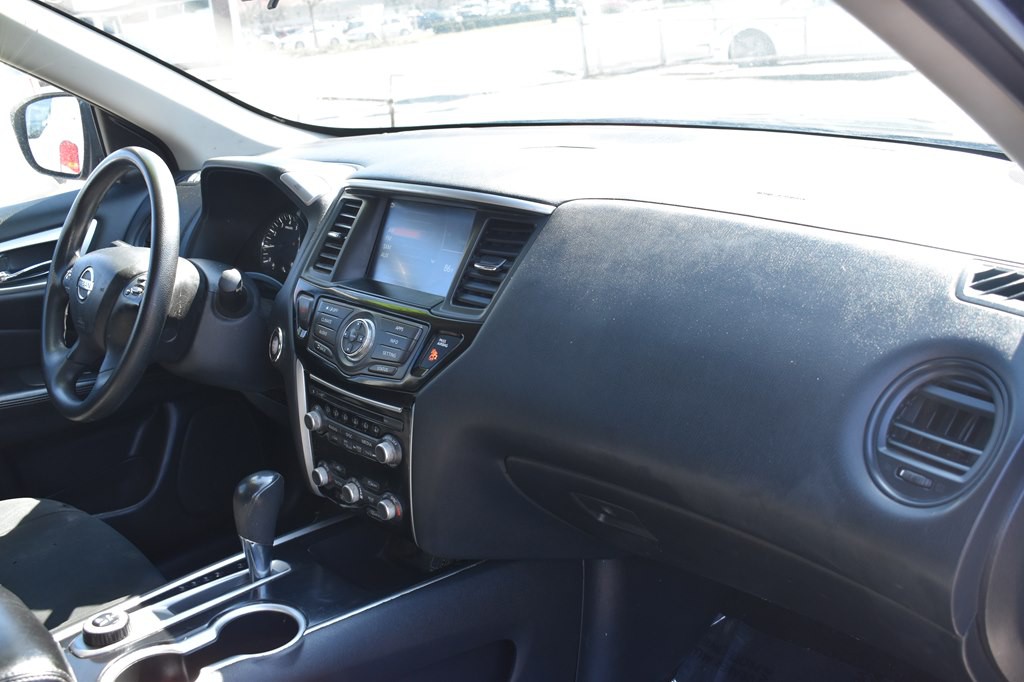 2020 Nissan Pathfinder Image 18