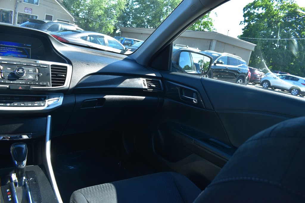 2014 Honda Accord Image 19