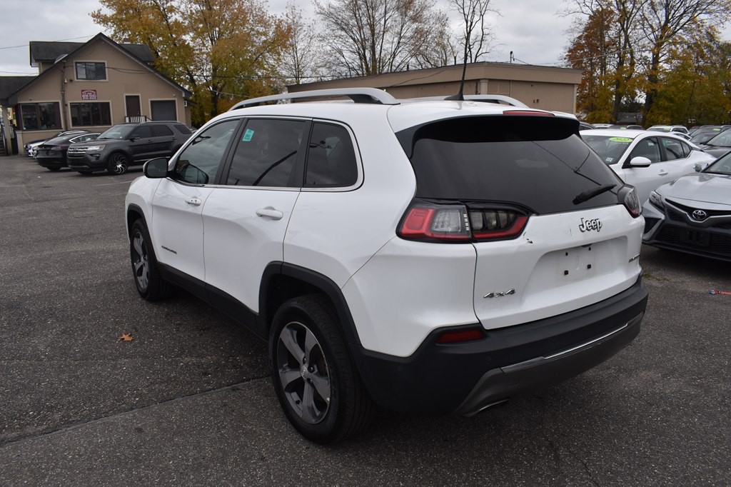 2019 Jeep Cherokee Image 7