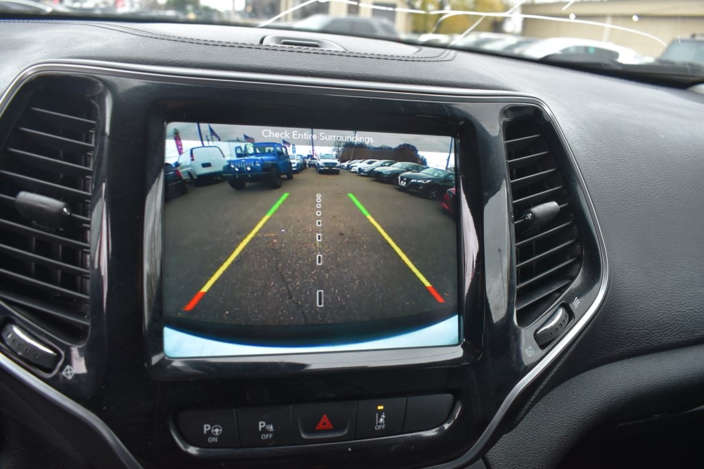 2019 Jeep Cherokee Image 15