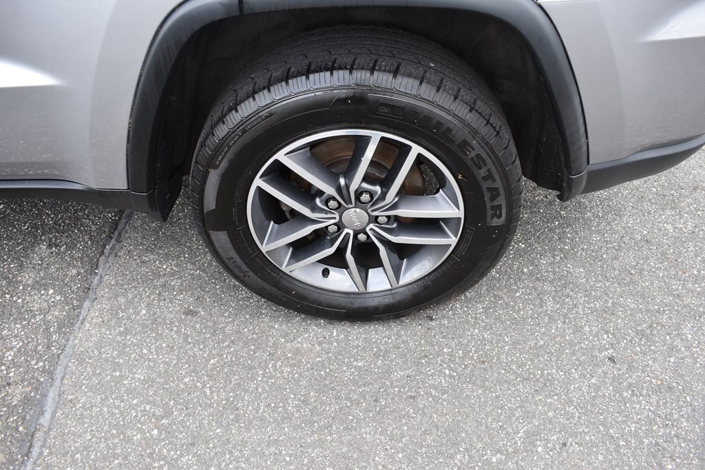 2017 Jeep Grand Cherokee Image 27