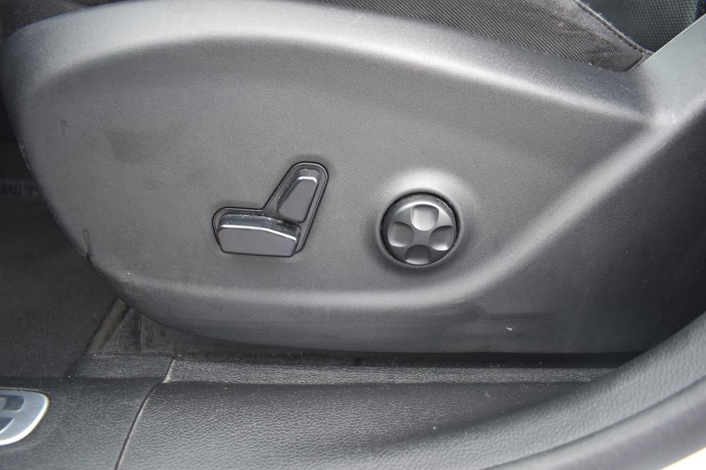 2020 Jeep Cherokee Image 11