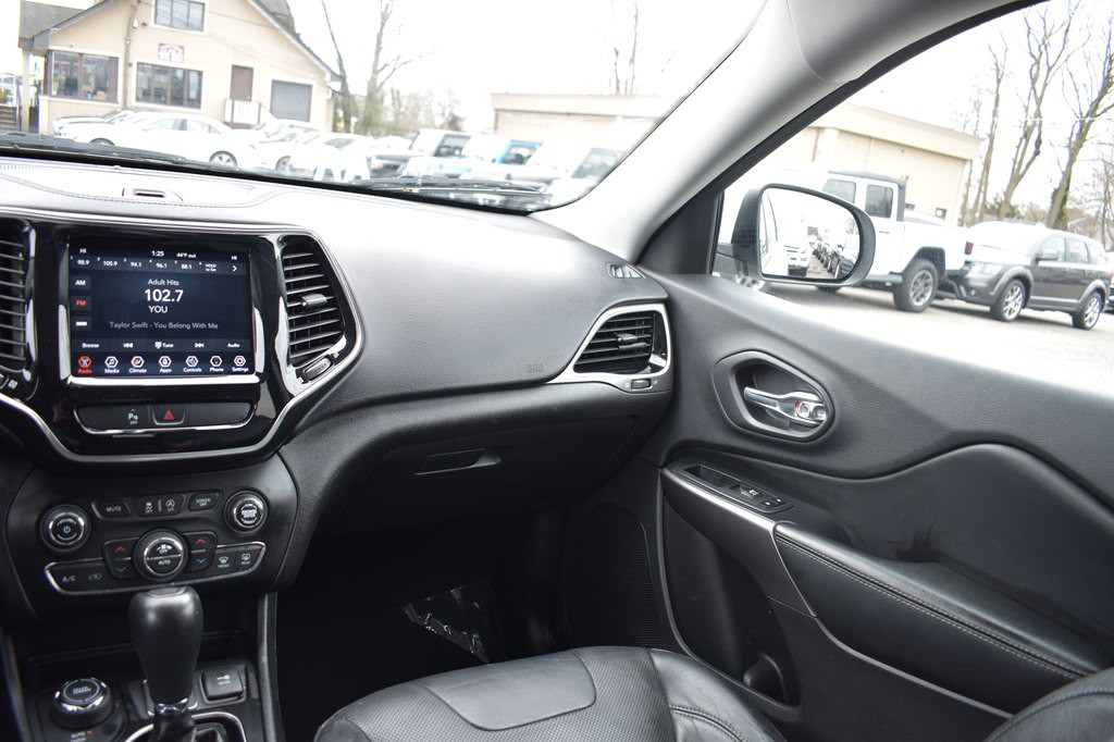 2020 Jeep Cherokee Image 23