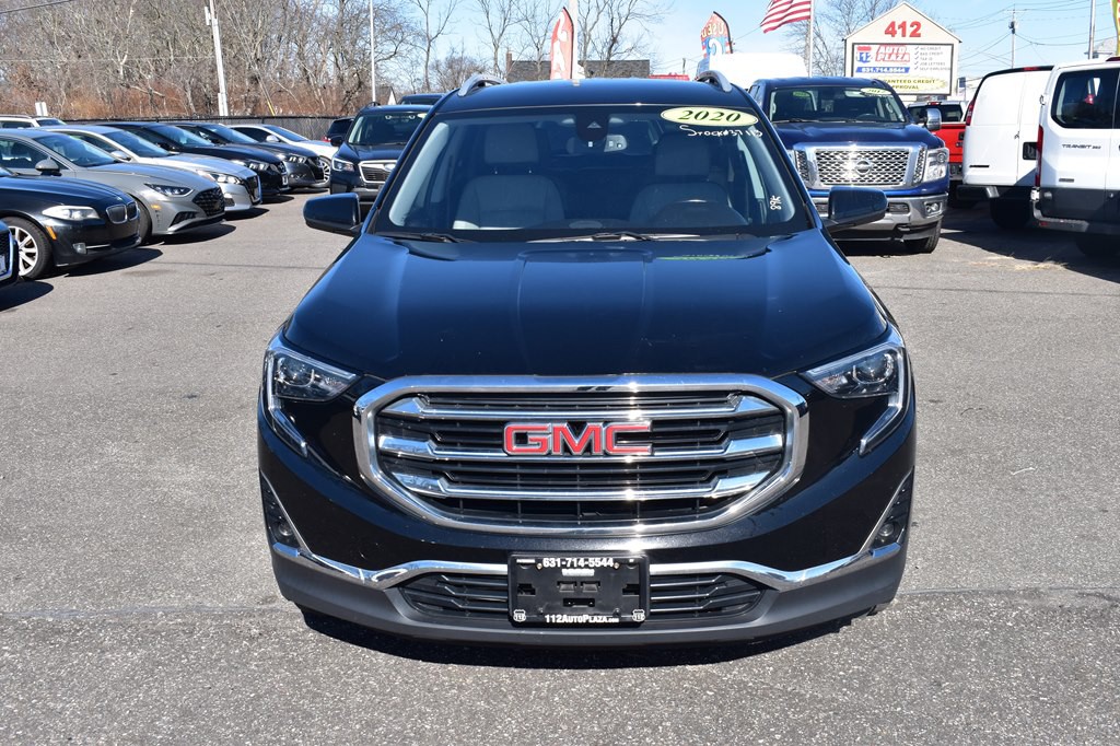 2020 GMC Terrain Image 2