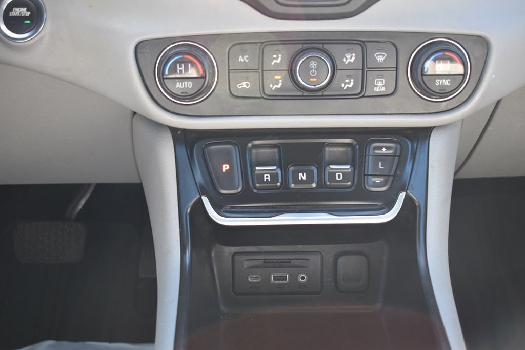 2020 GMC Terrain Image 16