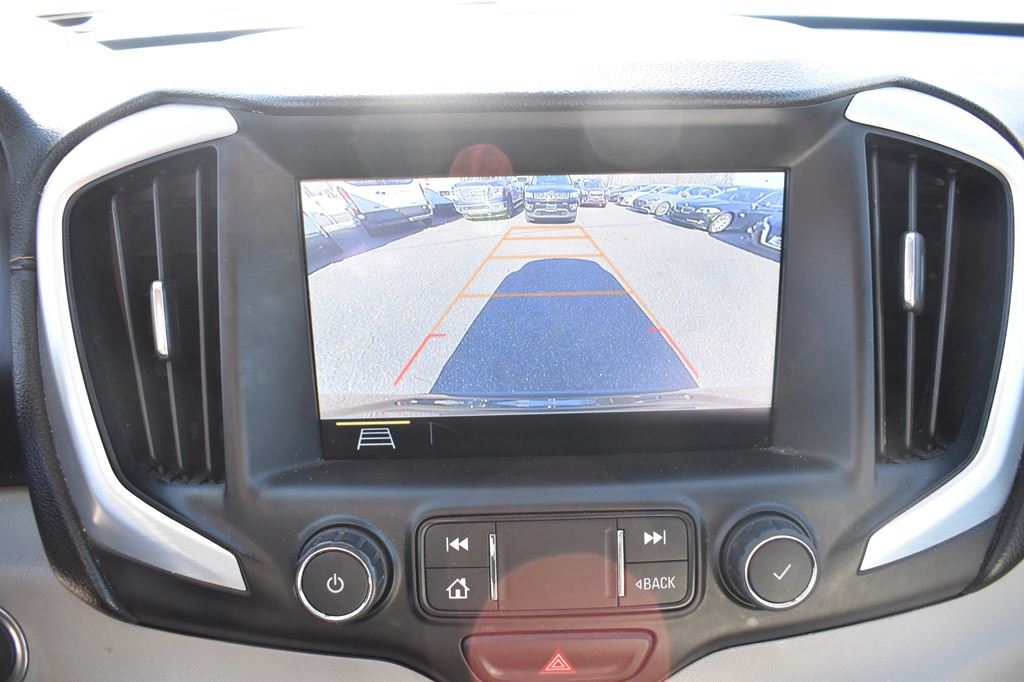 2020 GMC Terrain Image 18