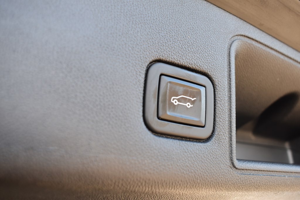 2020 GMC Terrain Image 25