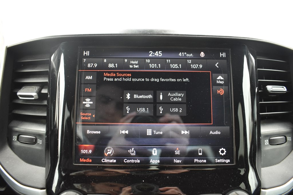 2021 RAM 1500 Image 16