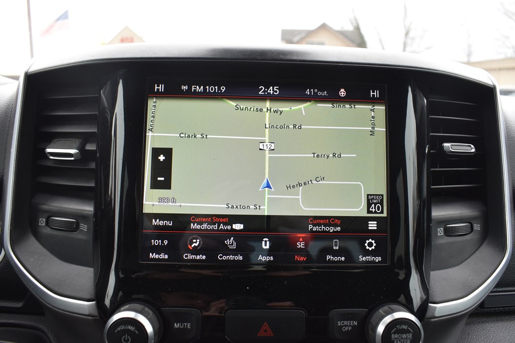 2021 RAM 1500 Image 17