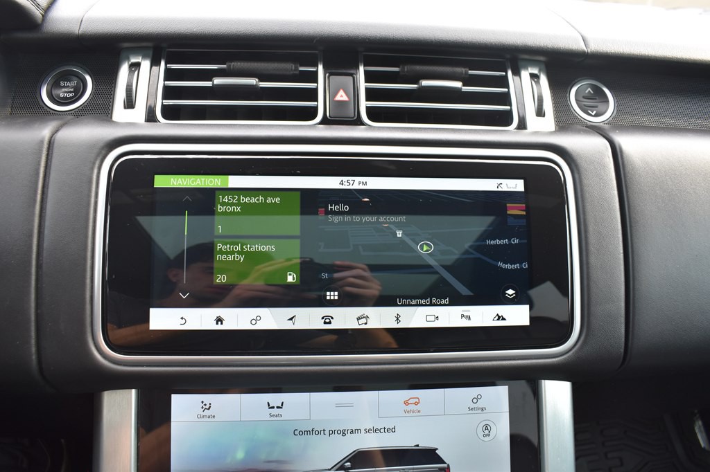 2020 Land Rover Range Rover Image 16