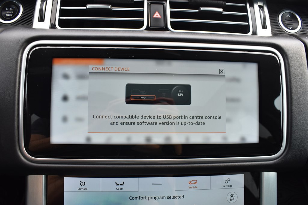 2020 Land Rover Range Rover Image 18