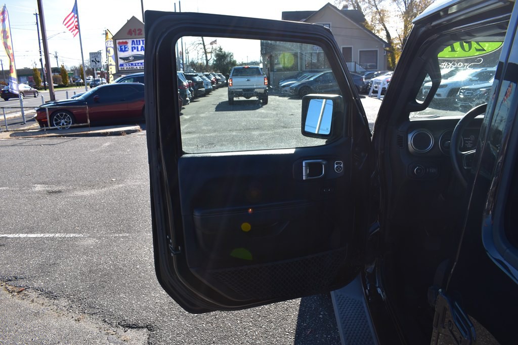 2018 Jeep Wrangler Unlimited Image 24