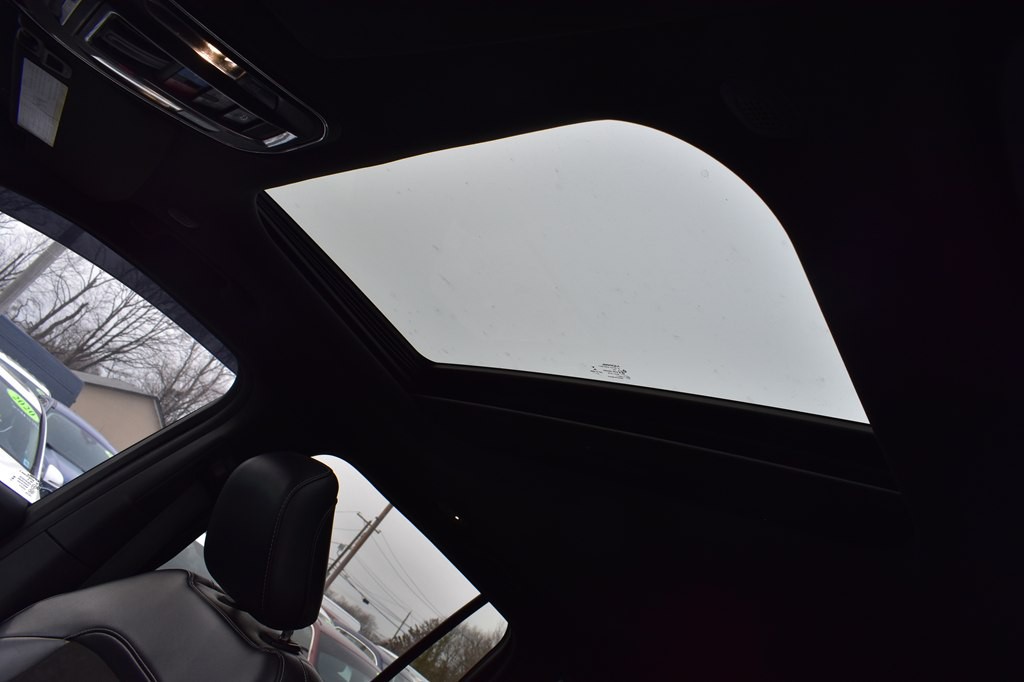 2023 Jeep Grand Cherokee Image 3