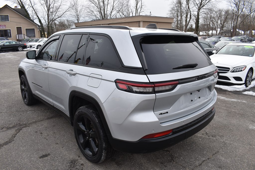 2023 Jeep Grand Cherokee Image 6