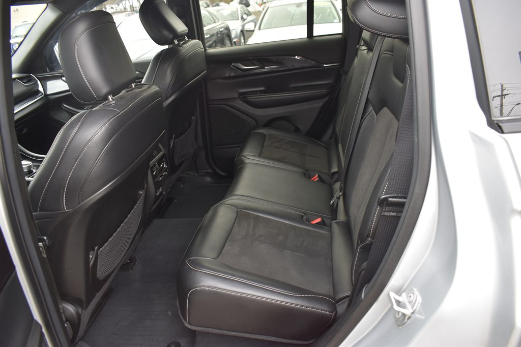 2023 Jeep Grand Cherokee Image 21