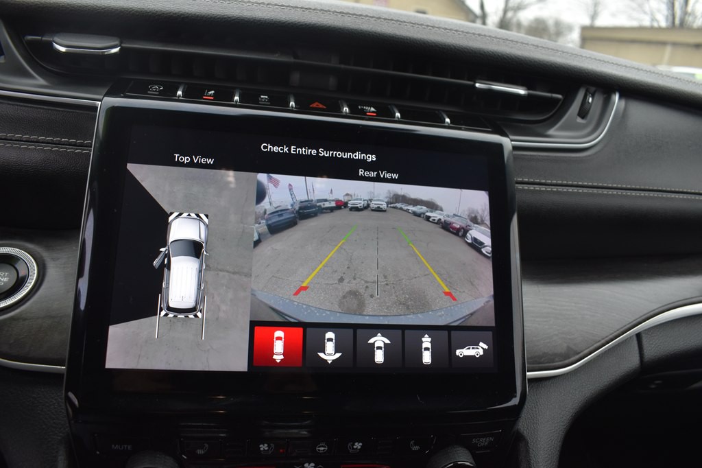 2023 Jeep Grand Cherokee Image 16