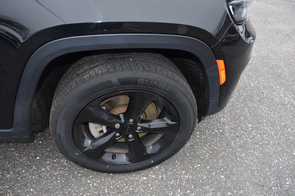 2023 Jeep Grand Cherokee Image 23