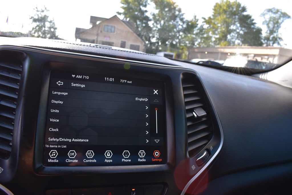 2021 Jeep Cherokee Image 13