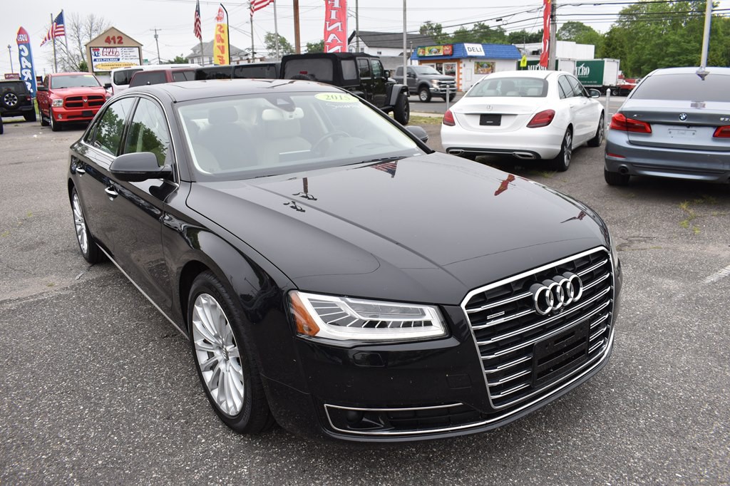2015 Audi A8 Image 1