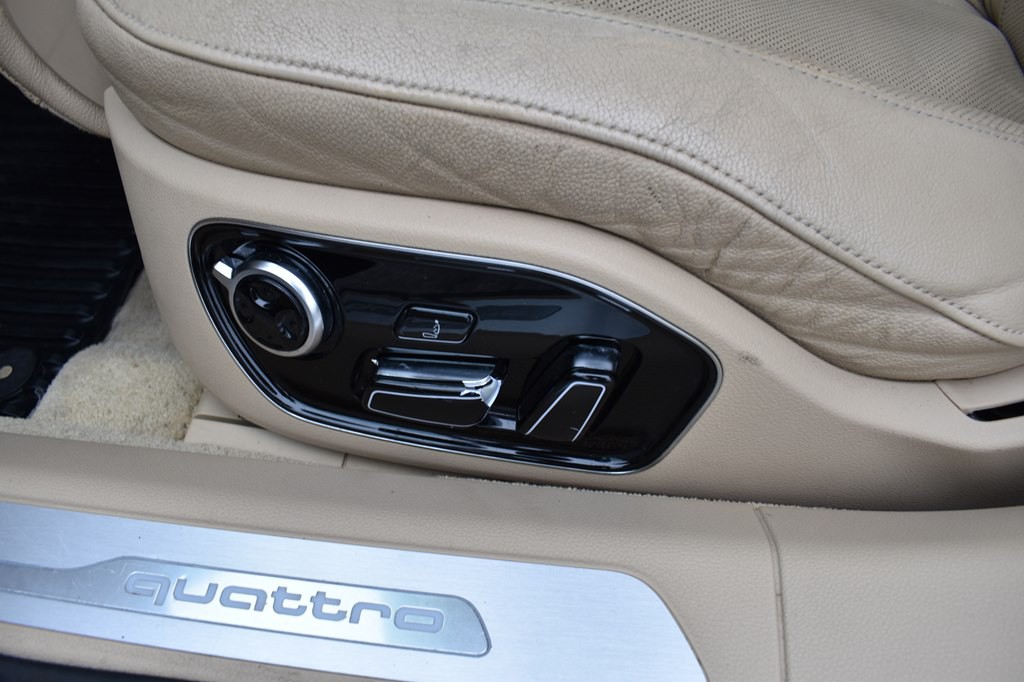 2015 Audi A8 Image 11