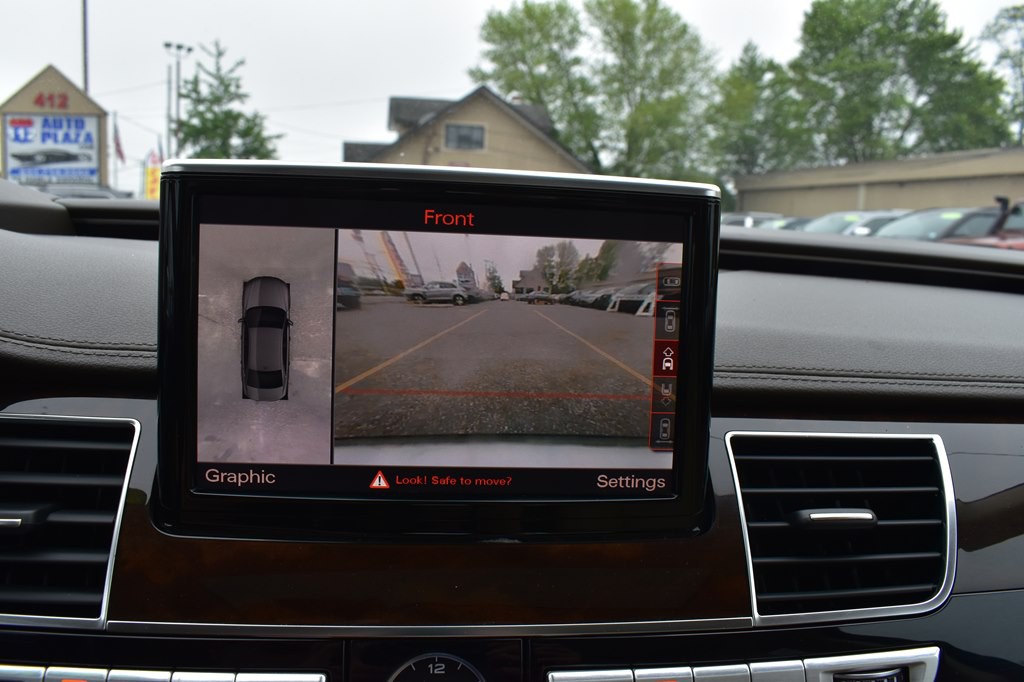 2015 Audi A8 Image 16