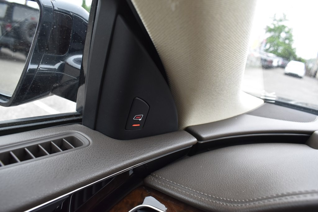 2015 Audi A8 Image 20