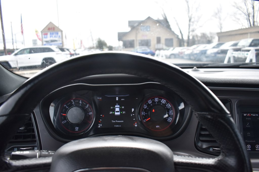 2022 Dodge Challenger Image 12