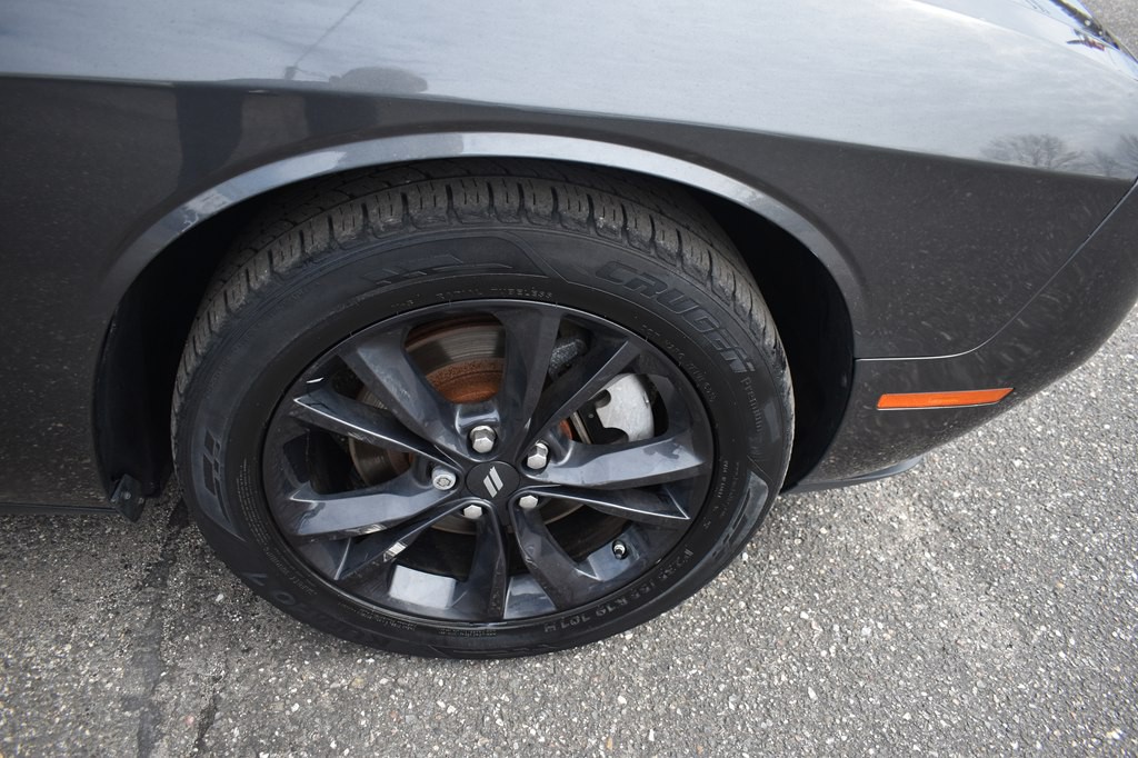 2022 Dodge Challenger Image 19
