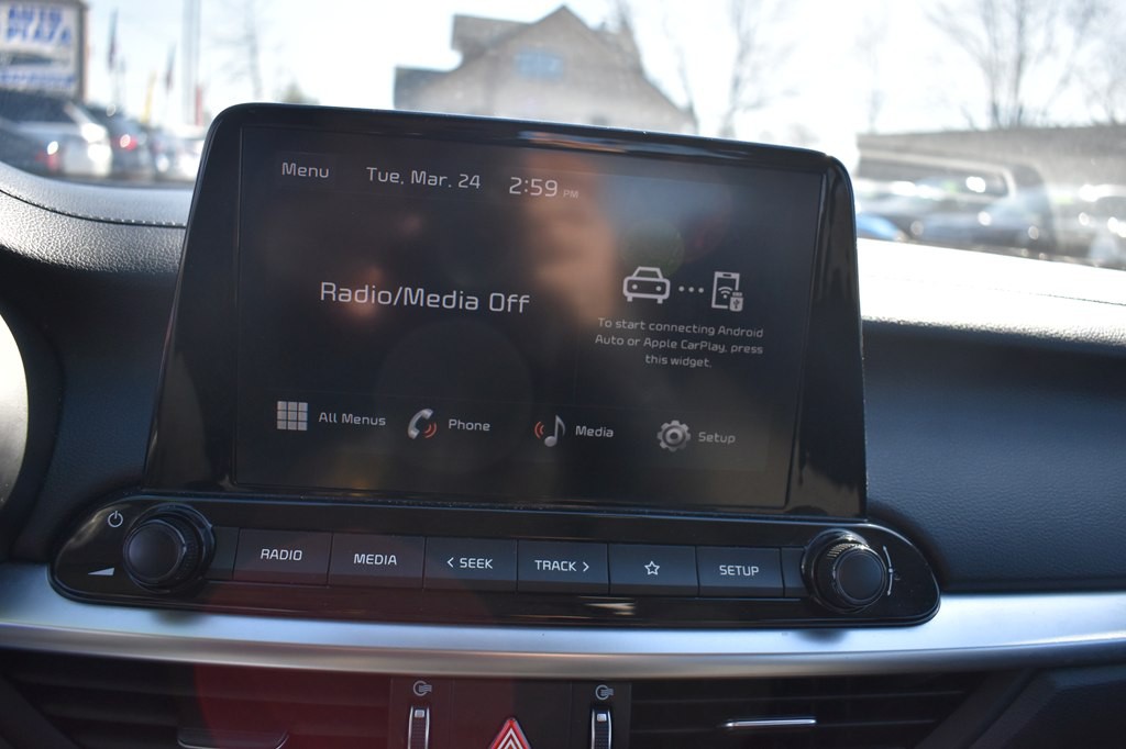 2023 Kia Forte Image 13