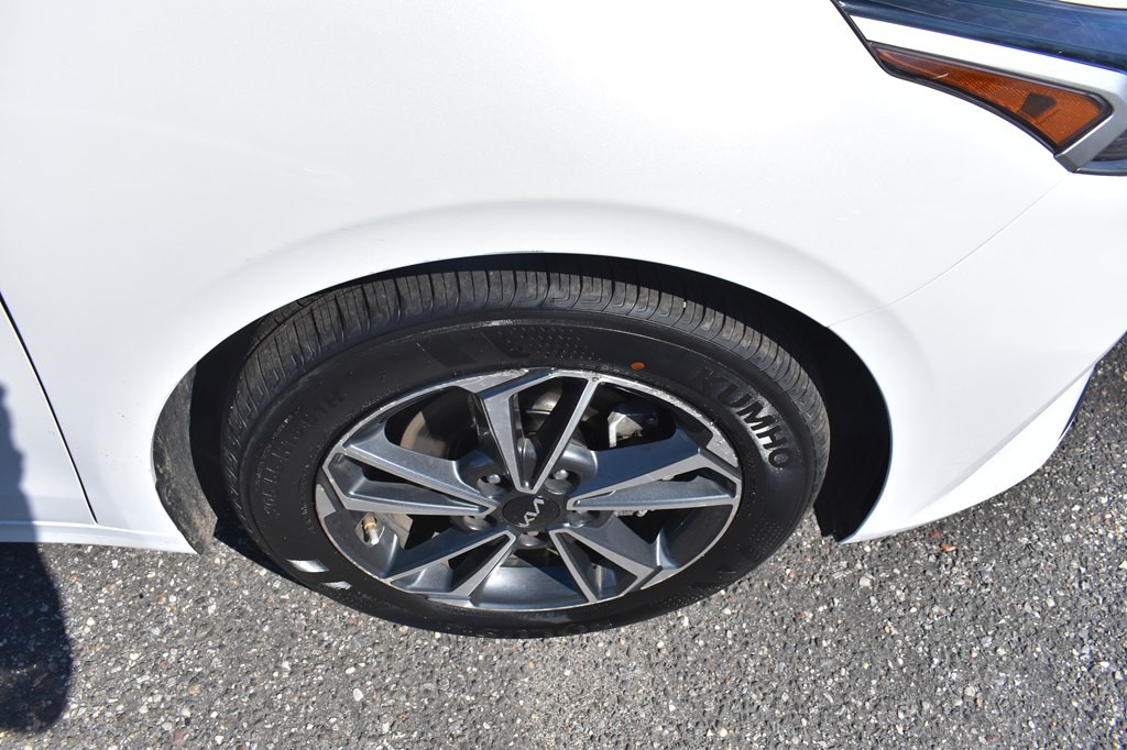 2023 Kia Forte Image 19