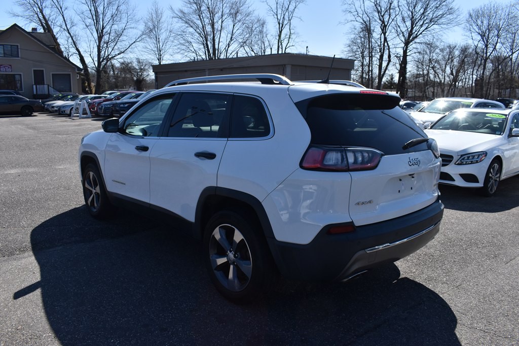 2019 Jeep Cherokee Image 7