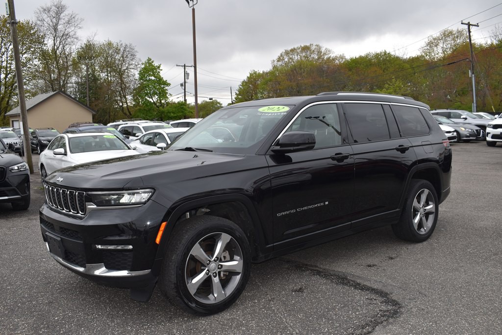 2022 Jeep Grand Cherokee Image 2