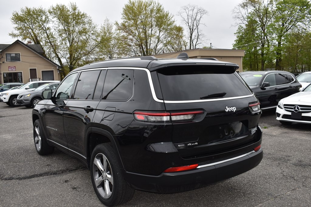 2022 Jeep Grand Cherokee Image 5